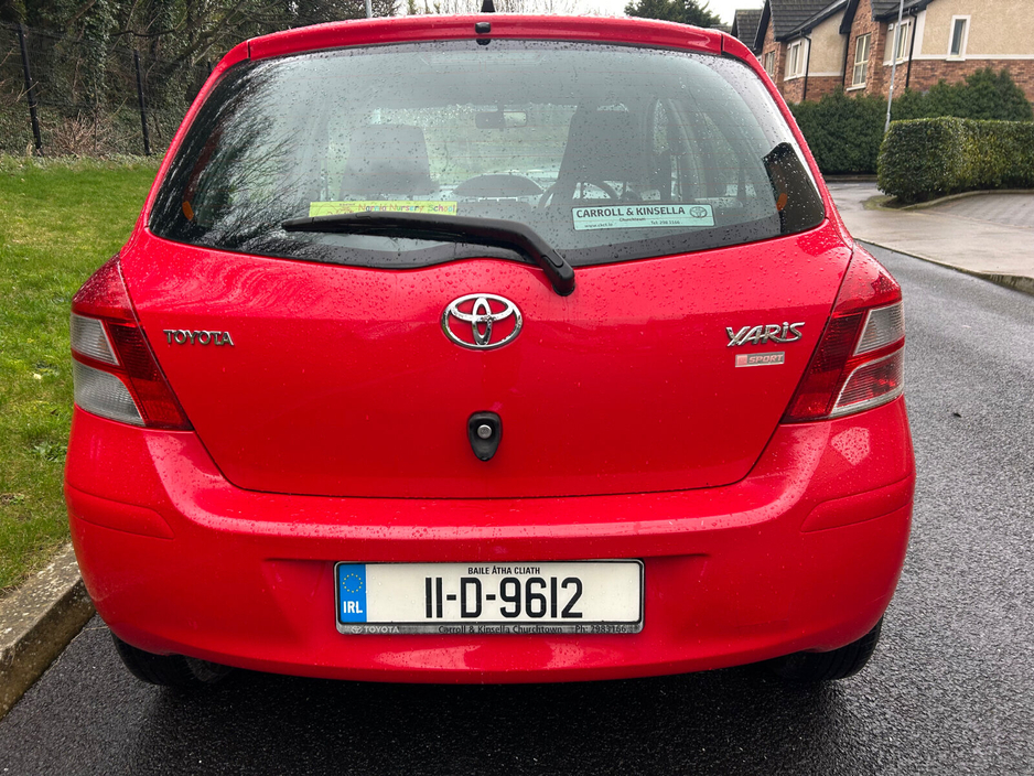 2011 Toyota Yaris 1.0 VVT-i 3Dr Sport €4,950