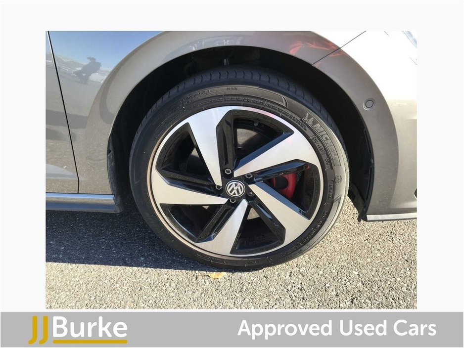 2020 Volkswagen Polo - image 6