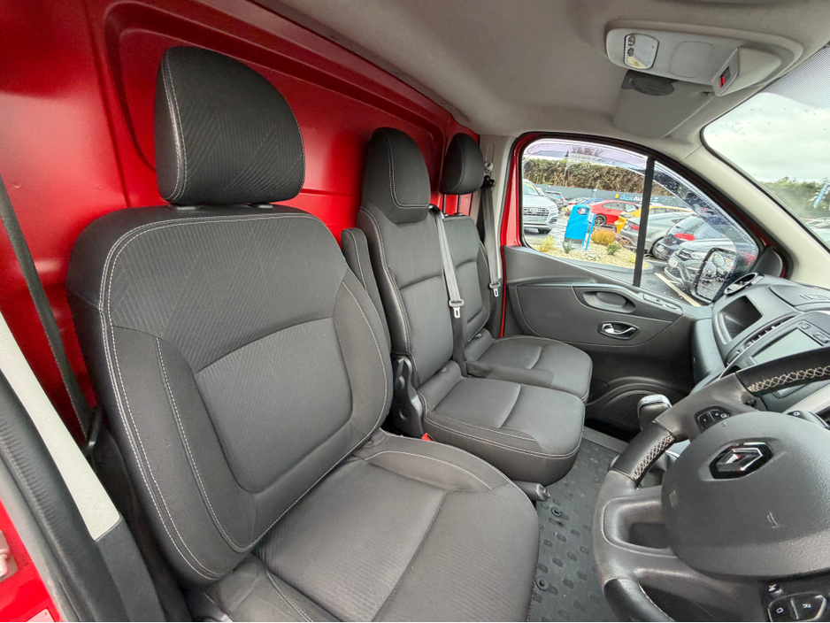 2020 Renault Trafic LL30 ENERGY - 2.0L DIESEL- AUTO - 12M WARRANTY - CAR: 1773 €14,950