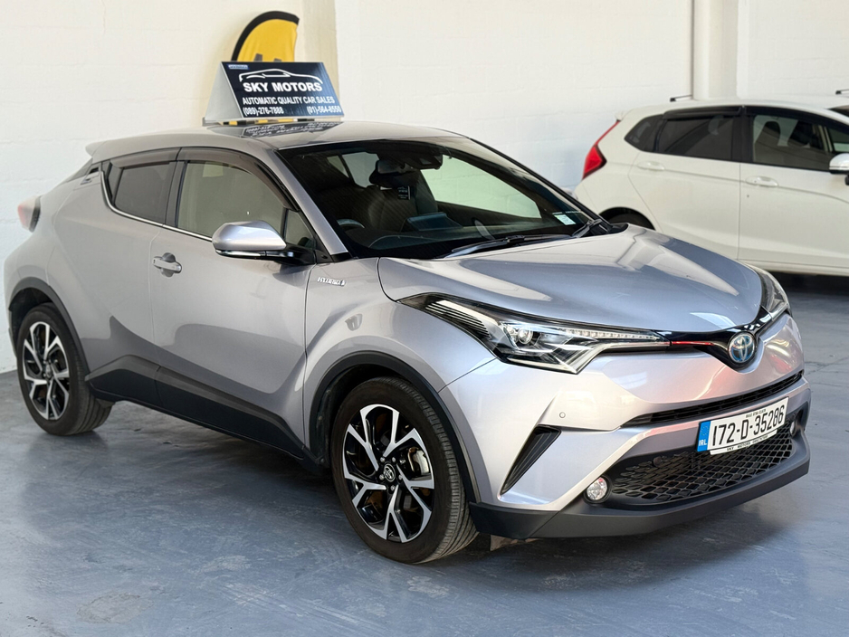 2017 Toyota C-HR - image 4