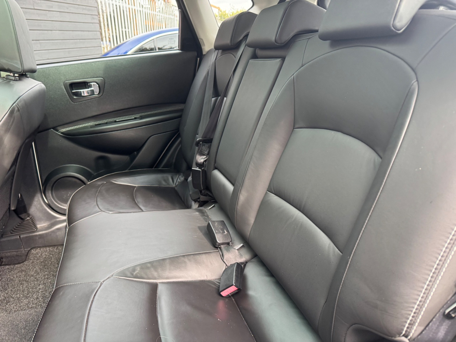 2010 Nissan Qashqai - image 12
