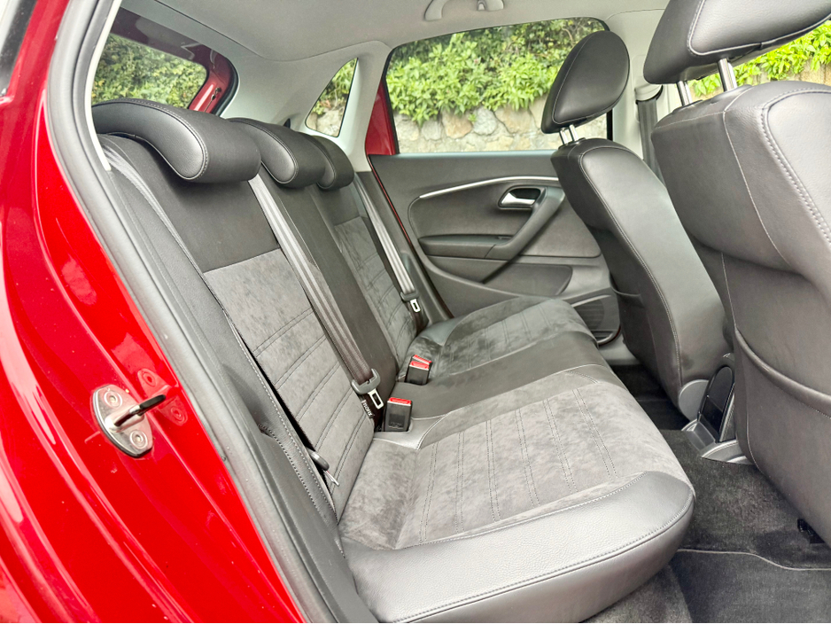 2017 Volkswagen Polo - image 21