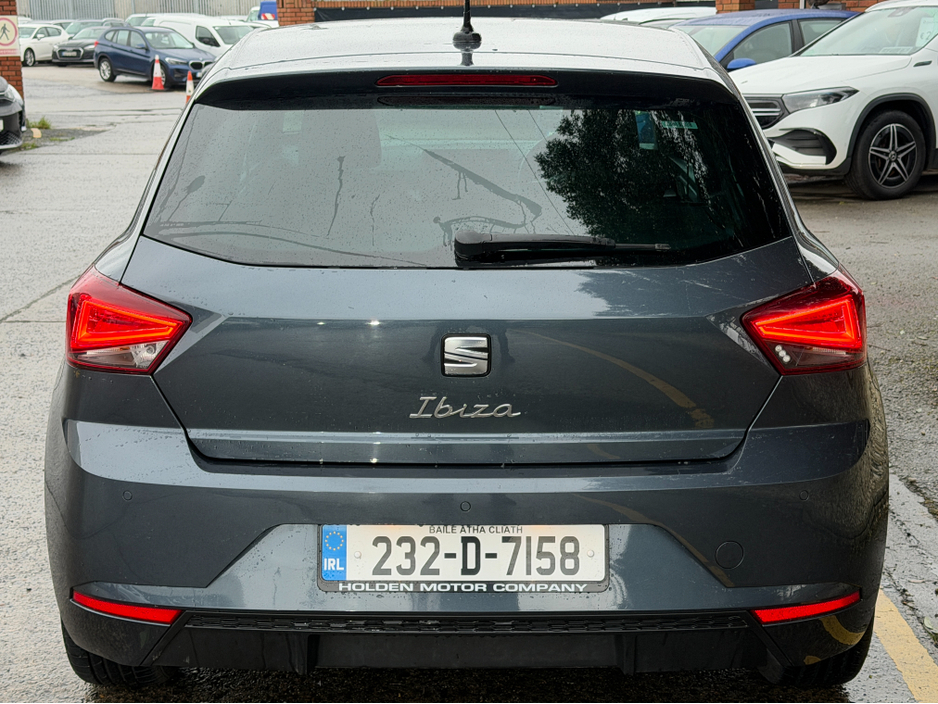 2023 SEAT Ibiza Folding Mirrors...Background Lighting €17,400