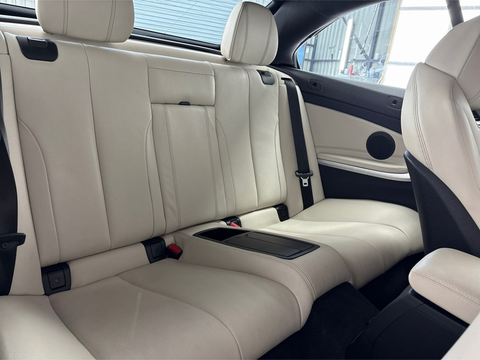 2018 BMW 4 Series M SPORT HARD TOP CONVERTIBLE**NEW 19" BLACK ALLOYS DUE**CREAM LEATHER HEATED MEMORY SEATS**DUAL CLIMATE**MULTIFUNCTIONAL STEERING WHEEL**HEATED NECK SCARF**PARKING SENSORS**SAT NAV**BLUETOOTH MEDIA** €29,995