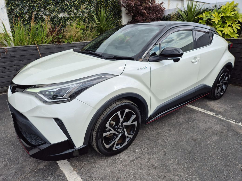 2020 Toyota C-HR 1.8 HYBRID / SOL G-PACK / TOP SPEC / TAX €160 REF: JPN1211 €25,950