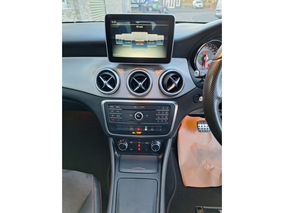 2015 Mercedes-Benz CLA Class - image 20