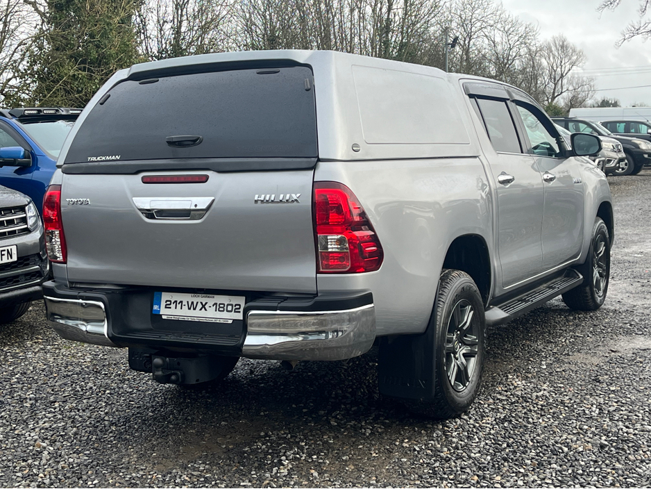 2021 Toyota Hilux - image 9