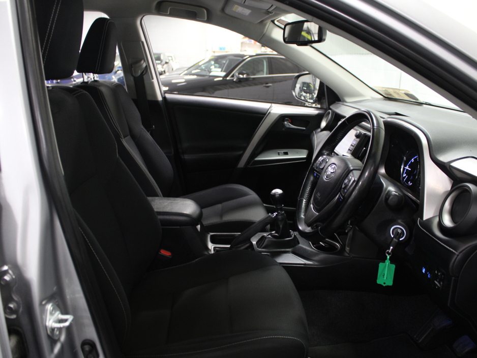 2017 Toyota Rav4 2.0 D-4D BUSINESS EDITION TSS 5DR