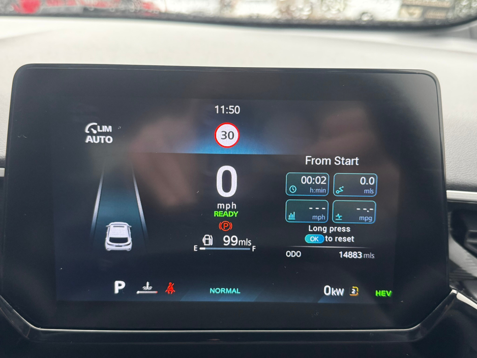 2025 MG MG3 - image 23