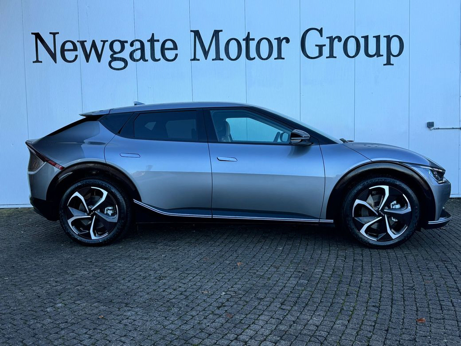 2025 Kia EV6 - image 5