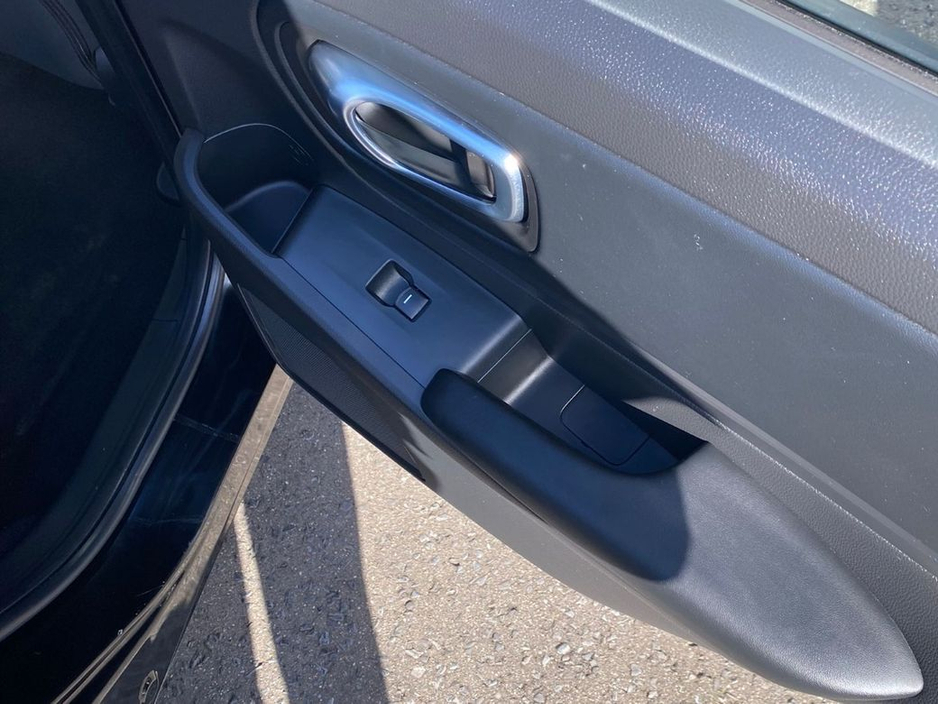 2024 Honda HR-V - image 27