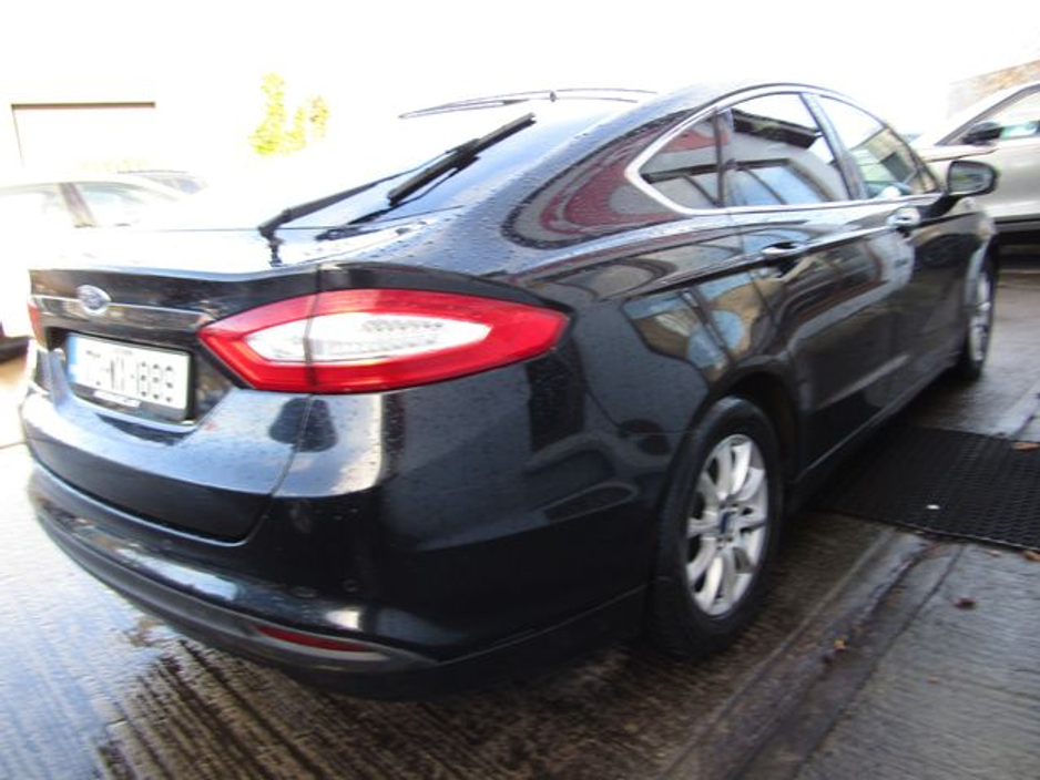 2017 Ford Mondeo 2.0 TDCI Zetec ECO S/S 150PS 5DR €9,950