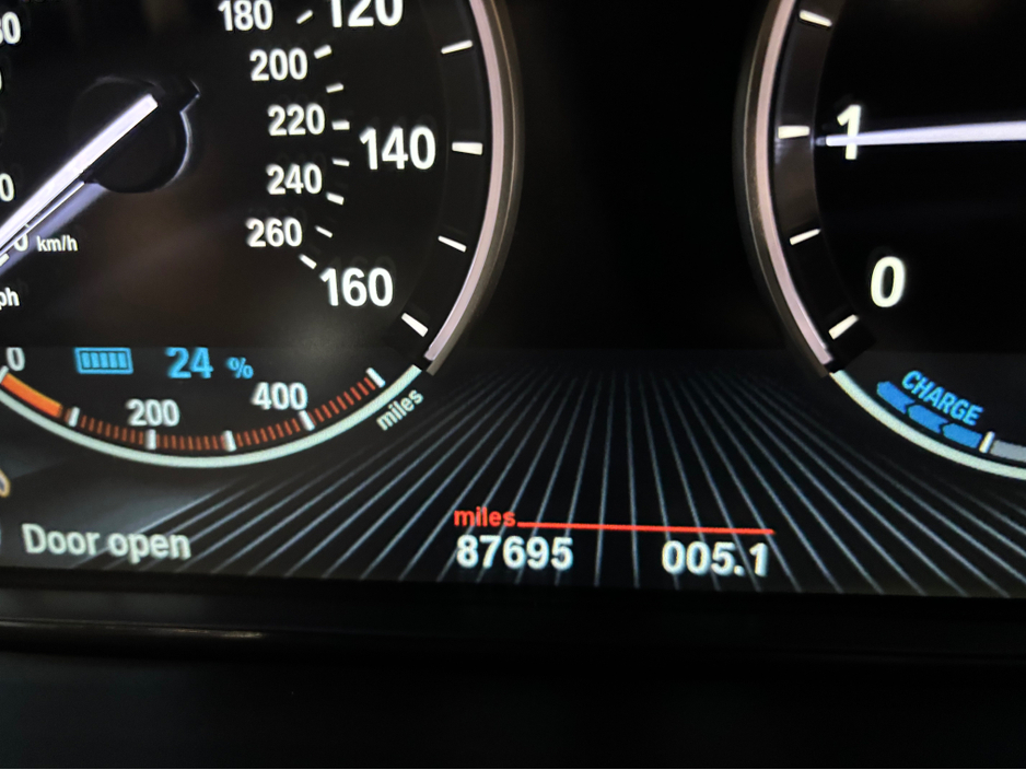 2017 BMW X5 - image 14