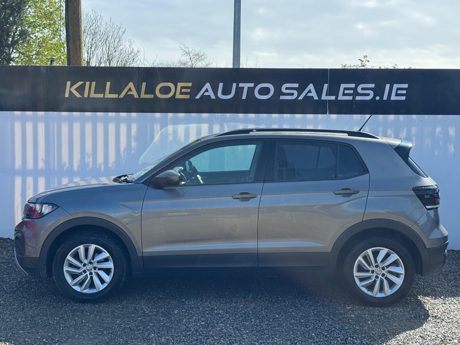 2020 Volkswagen T-Cross - image 5