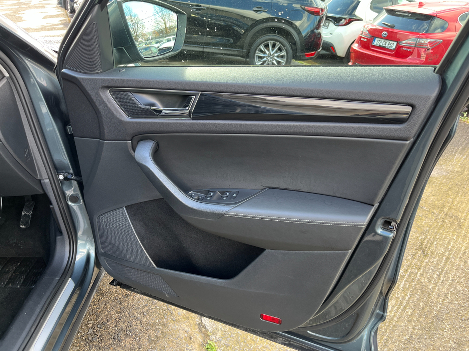 2020 Skoda Kodiaq - image 14