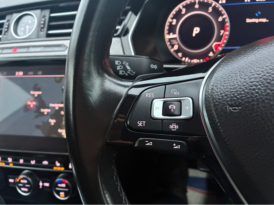 2019 Volkswagen Arteon 2.0 TSI  4 MOTION 280BHP VIRTUAL DASH FULL LEATHER HEATED ELECTRIC SEATS SAT NAV CARPLAY ANDROID AUTO BLIND SPORT PARKING SENSORS SELF PARKING ASSIST 360 CAMERA DYNAUDIO SOUND SYSTEM €29,950