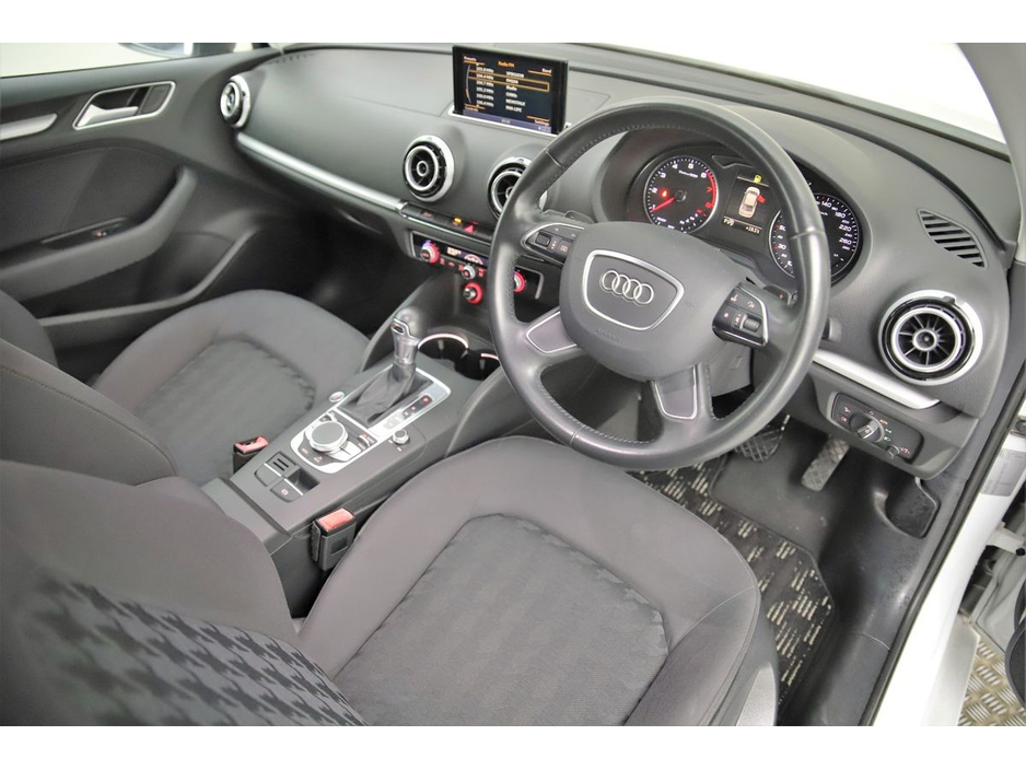 2016 Audi A3 - image 13