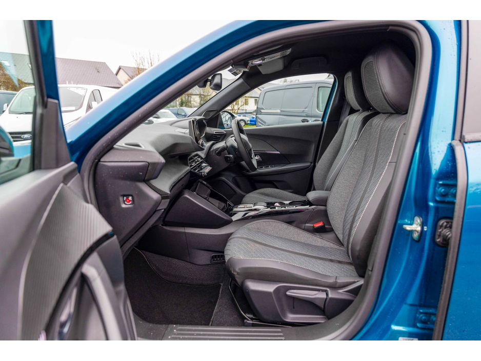 2026 Peugeot 2008 2026 Peugeot 2008 Electric 156bhp (54 kWh) Allure