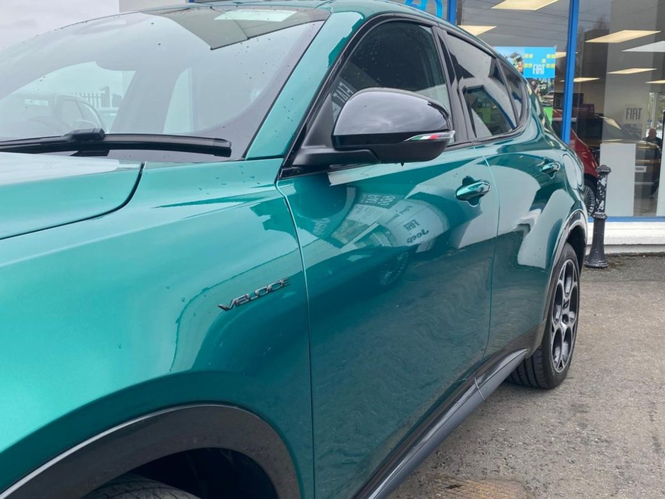 2025 Alfa Romeo Tonale - image 43