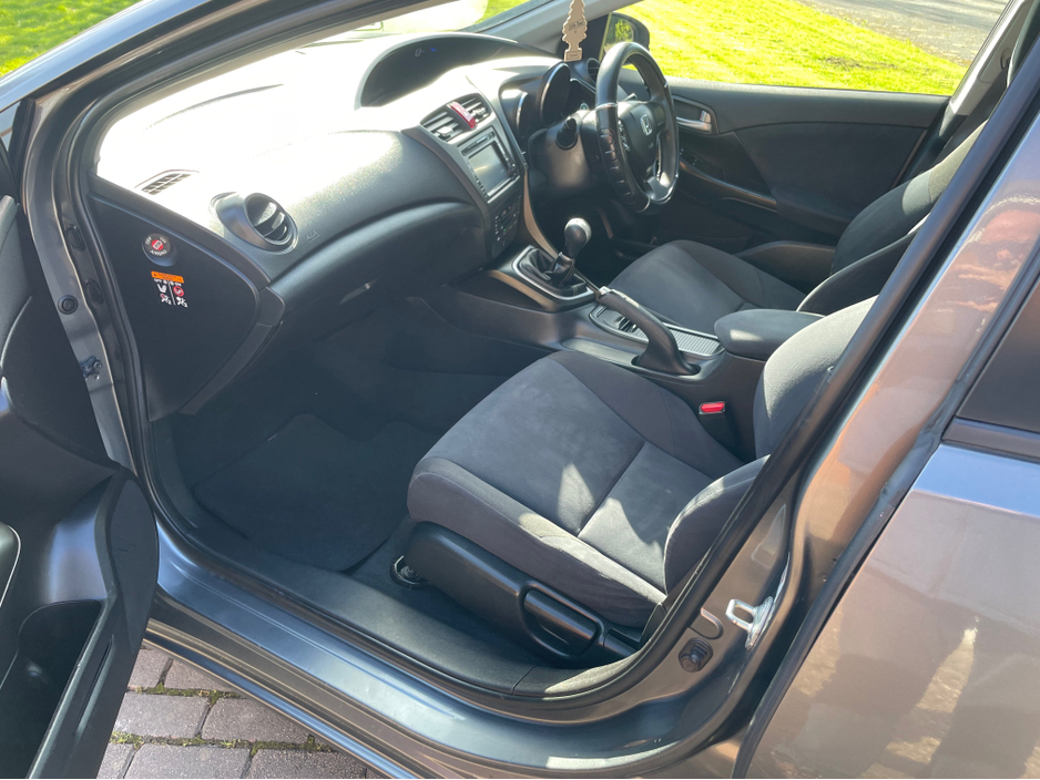 2014 Honda Civic - image 15