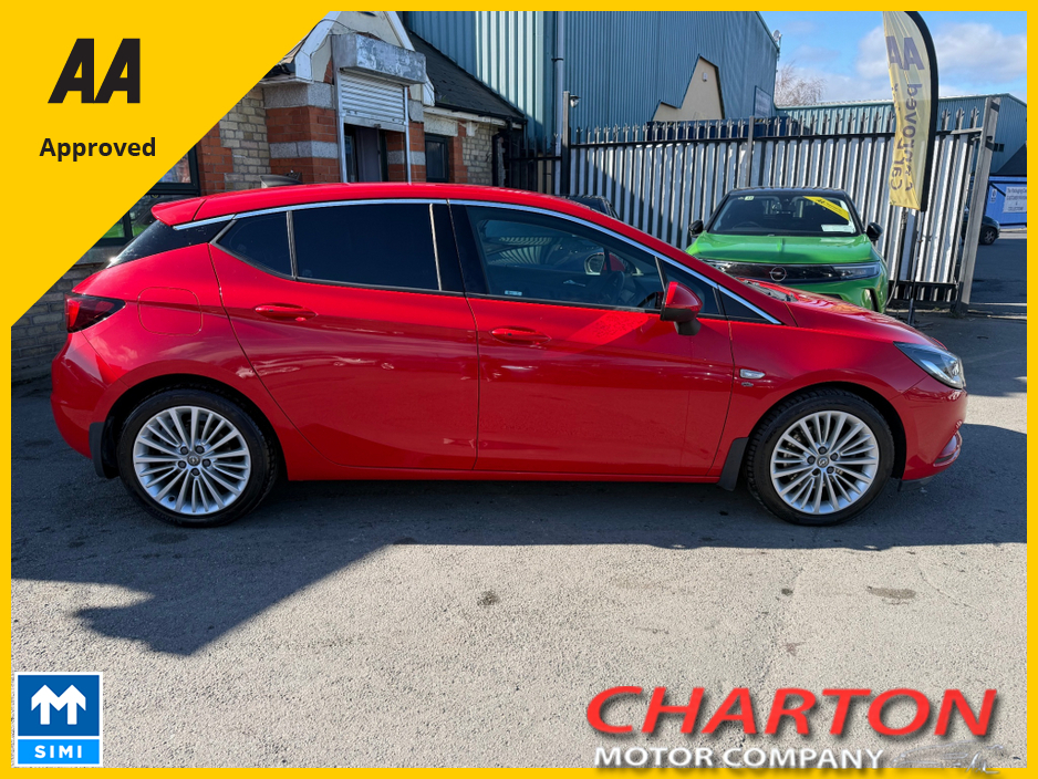 2016 Opel Astra - image 8