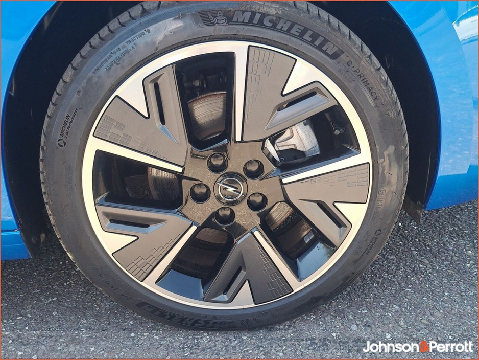 2024 Opel Astra GS 54KWh EV 155PS €25,900