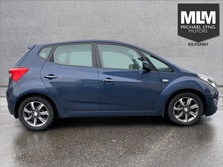 2018 Hyundai ix20 - image 10