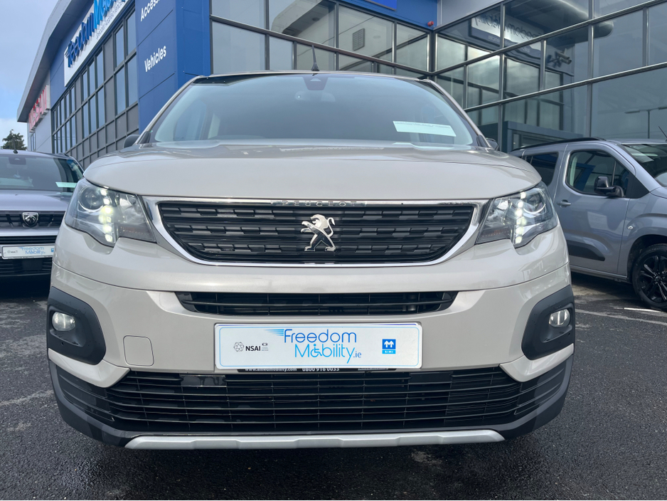 2022 Peugeot Rifter Wheelchair Accessible SWB Manual €22,995