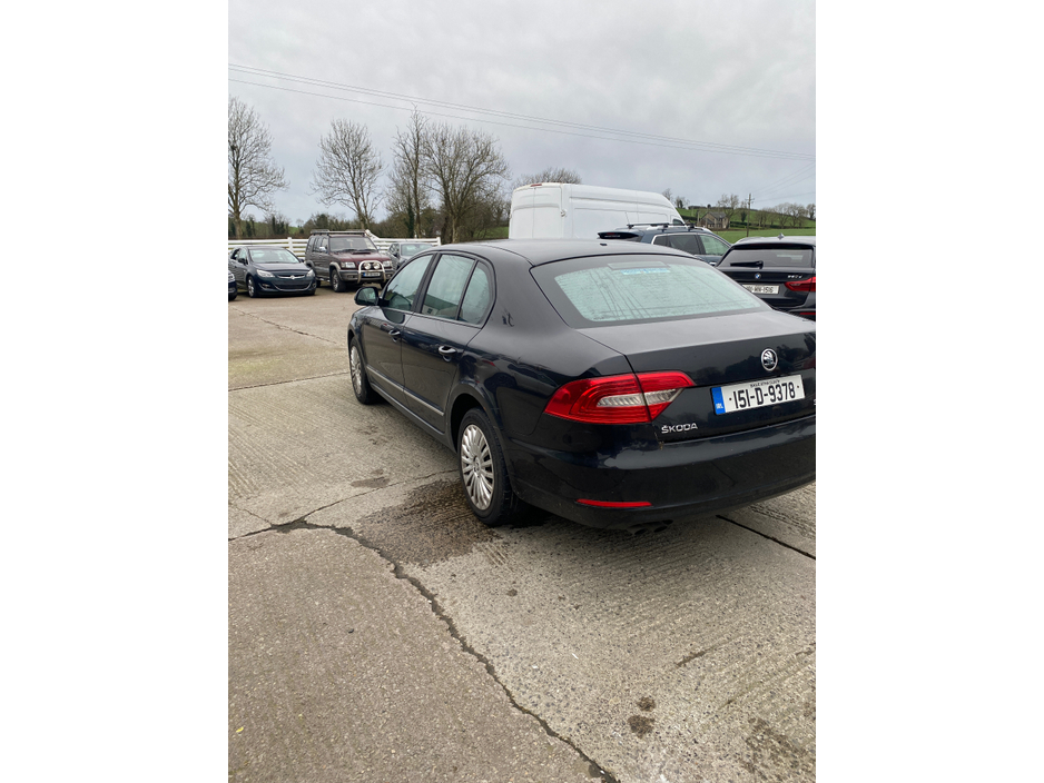 2015 Skoda Superb Active €7,000