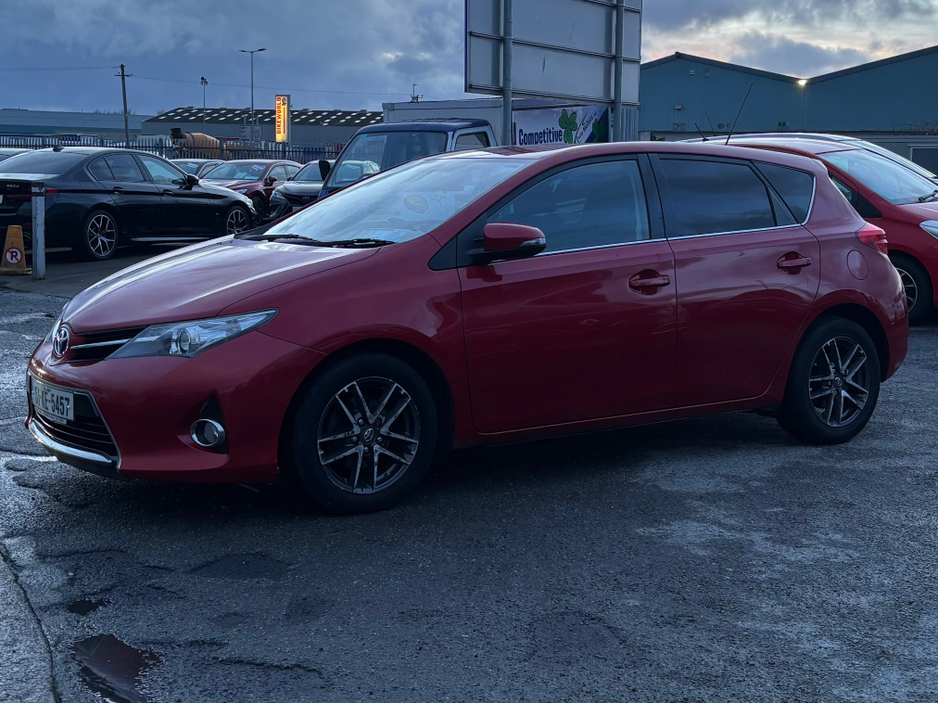2015 Toyota Auris 1.33 VVT-I DUAL ICON PLUS 99BHP 5DR S/S 100BHP €8,950