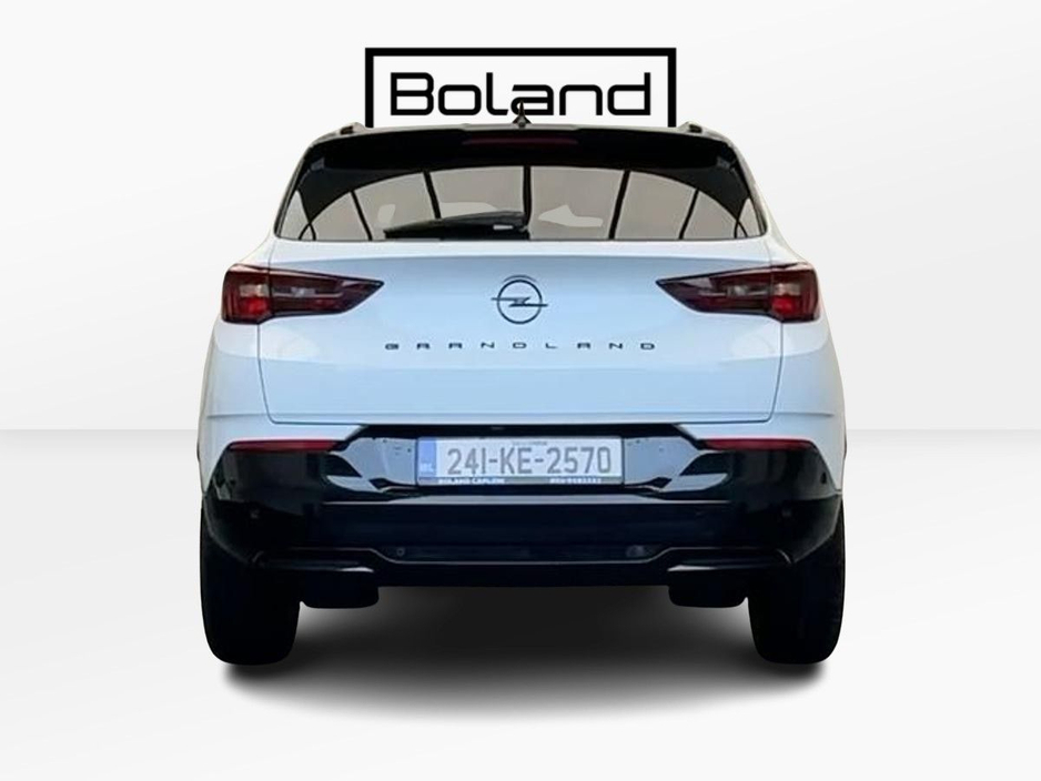 2024 Opel Grandland X - image 12