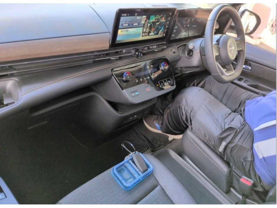 2024 Nissan Serena  €35,900