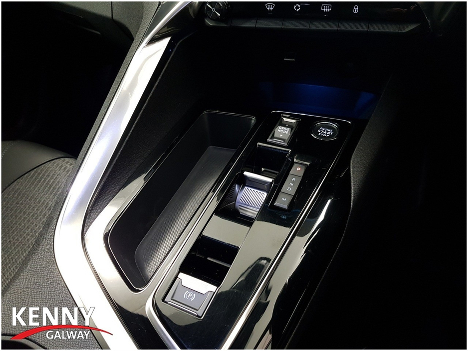 2023 Peugeot 3008 *Deposit taken* FL ALLURE 1.5 HDI 130 6.4 €32,990