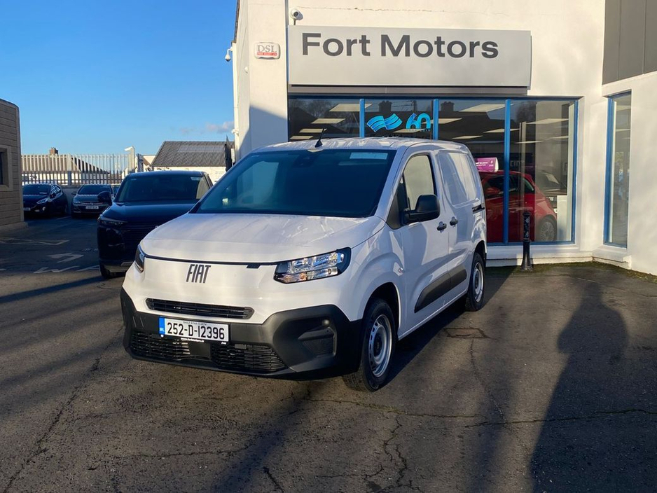 2025 Fiat Doblo SWB 1.5 100HP 650KG 4DR €21,495