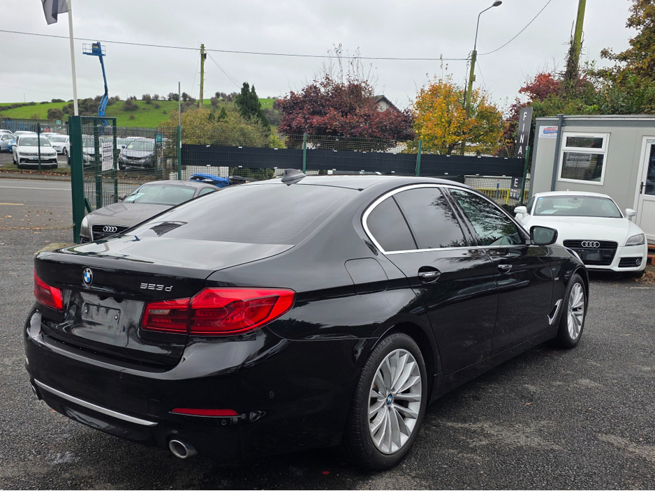 2017 BMW 5 Series 523D LUXURY - CARPLAY NAVIGATION EDITION FULL LEATHER ELECTRIC HEATED SEATS - 360 REVERCE CAMERA - PRIVACY GLASS €24,950