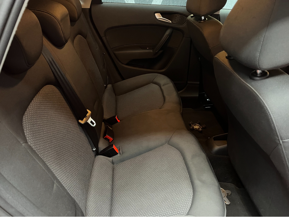 2016 Audi A1 Sportback €15950 2016 AUDI A1 SPORTBACK TFSI 1.0 AUTOMATIC / PARKING AID / ROOF BARS AND MORE €15,950