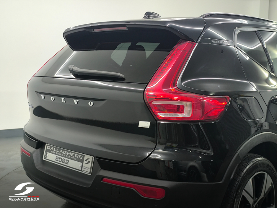 2022 Volvo XC40 (221) R-DESIGN T4 RECHARGE AUTO €33,995
