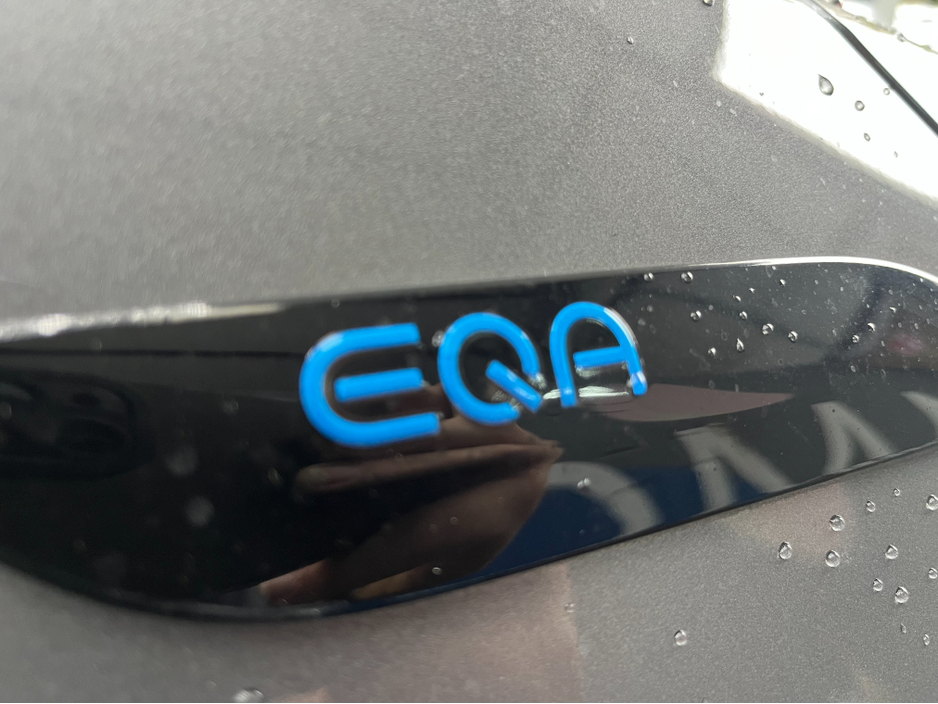 2021 Mercedes-Benz EQA - image 8