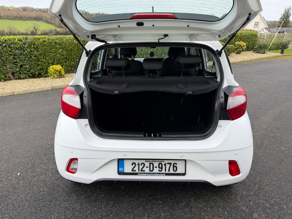 2021 Hyundai i10 - image 15