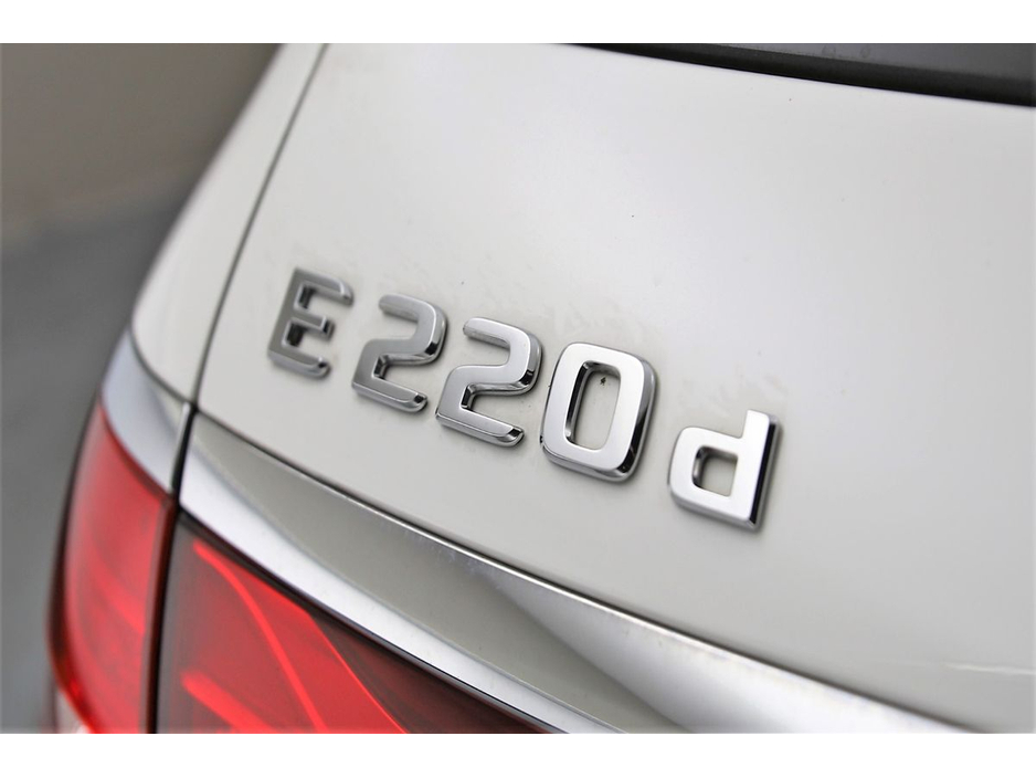 2018 Mercedes-Benz E Class - image 29