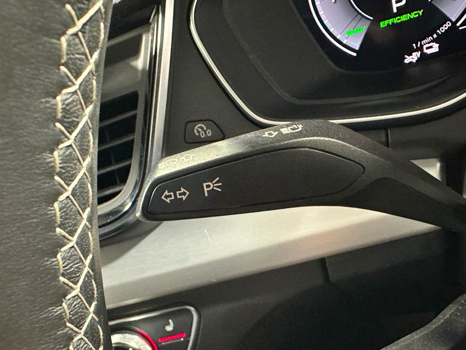 2021 Audi Q5 TFSi E S Line Quattro €39,900