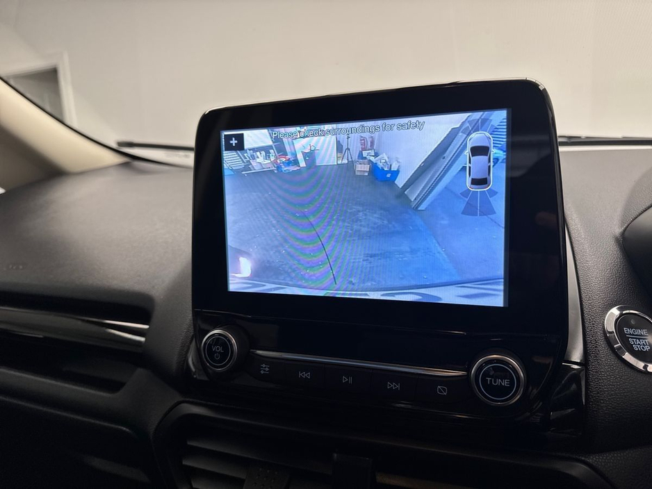 2020 Ford Ecosport - image 20