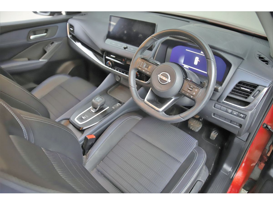 2022 Nissan Qashqai 1.3 PET MILD HYBRID SV PREMIUM CVT *HALF LEATHER*360 PAN CAM* €28,890