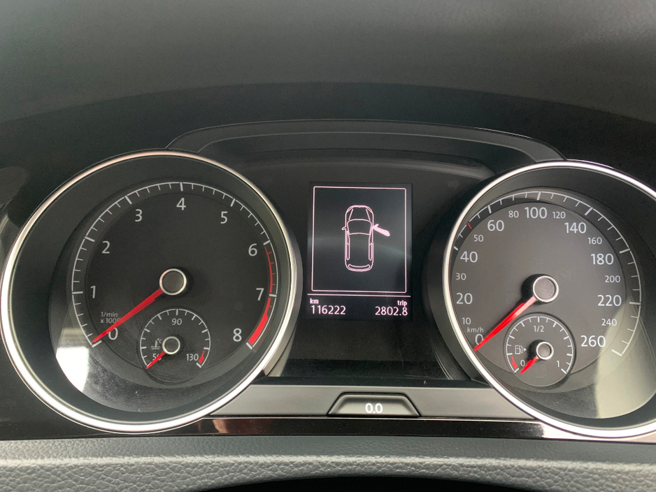 2014 Volkswagen Golf 1.4 TSI 150 BHP HIGHLINE DSG 5DR // LOW MILEAGE // GREAT CONDITION // REVERSE CAMERA, CRUISE AND PRIVACY GLASS // €10,950