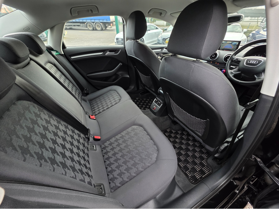 2015 Audi A3 Saloon - image 7