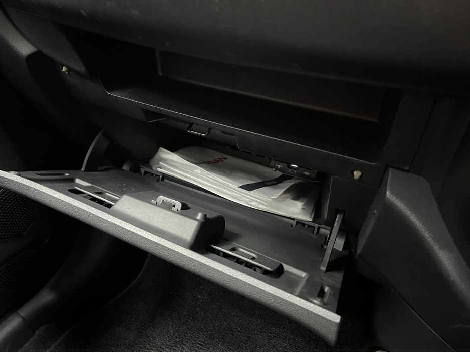 2019 Nissan March - image 15