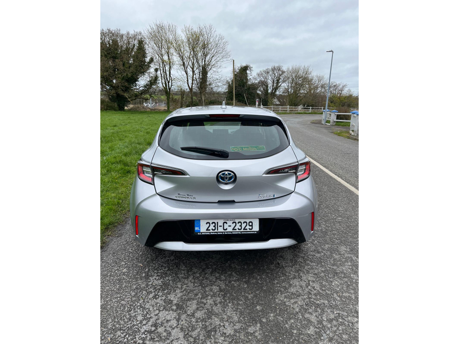 2023 Toyota Corolla - image 6