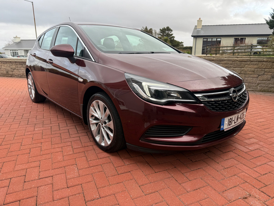 2018 Opel Astra - image 4