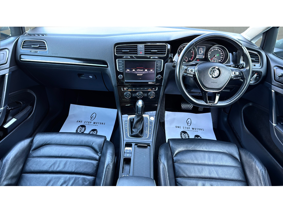 2016 Volkswagen Golf - image 4