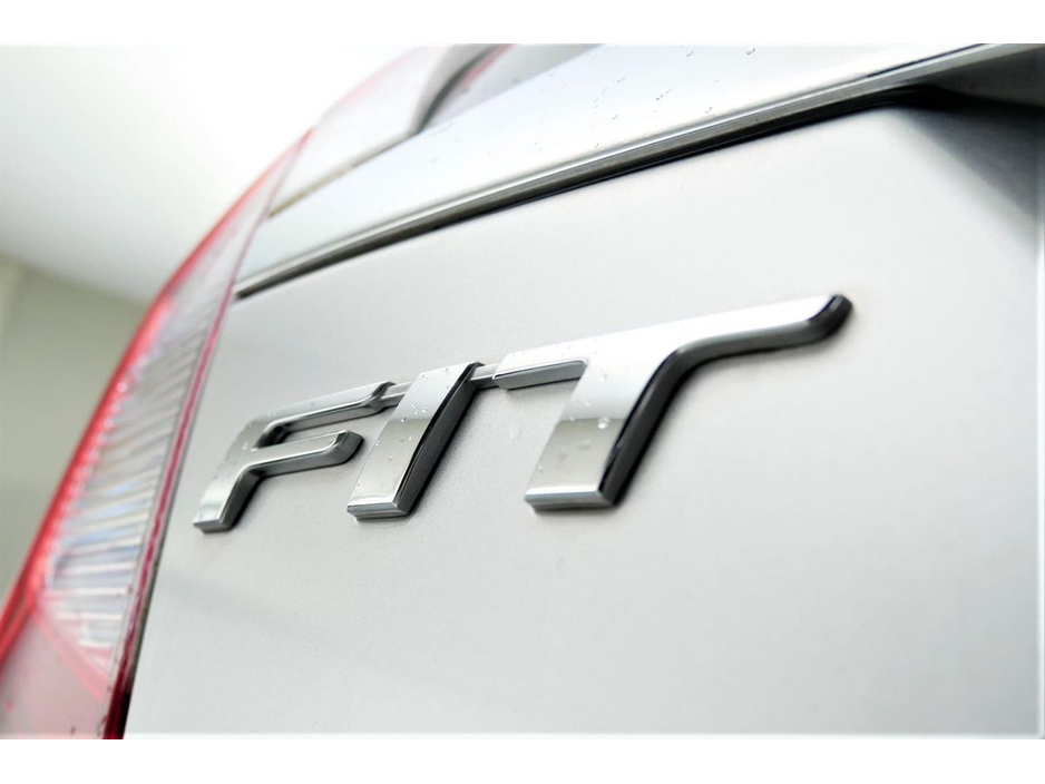 2017 Honda Fit - image 24